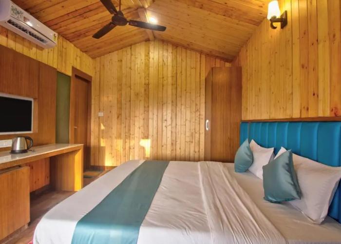 Oceano Beach Resort Goa