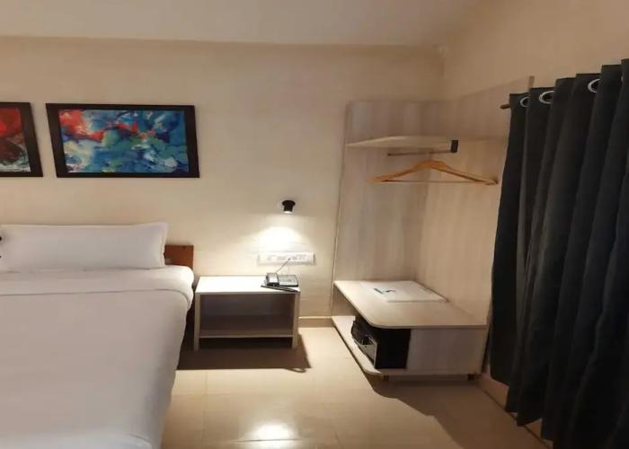 Sandbanks Beach Resort