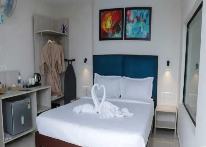 Sandbanks Beach Resort