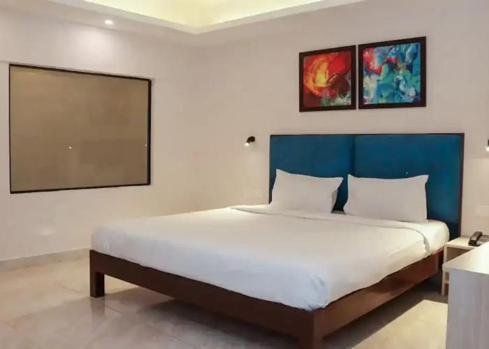 Sandbanks Beach Resort