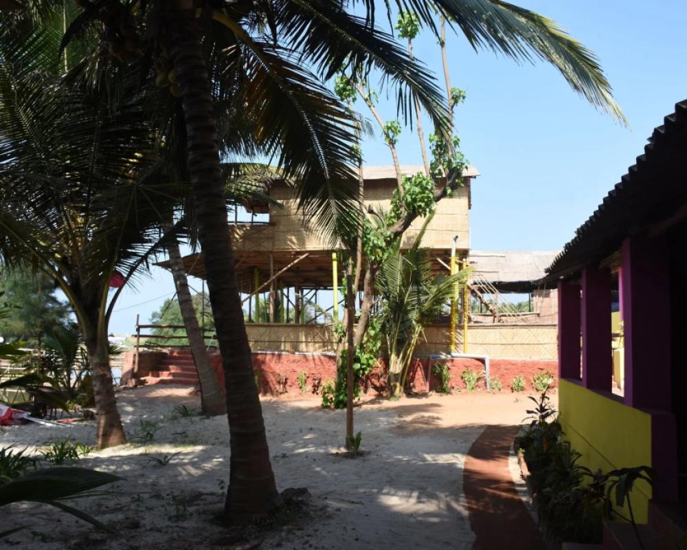 фото Sunset & Waves Resort
