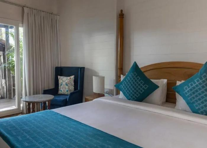 Larisa Beach Resort