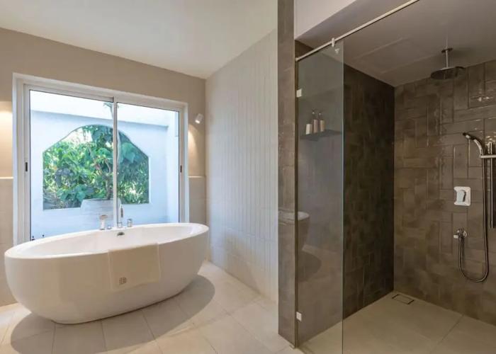 Legacy by Hireavilla- Full Field View Villa w Pool