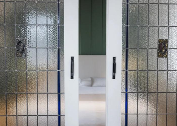 Hotel Mondragon