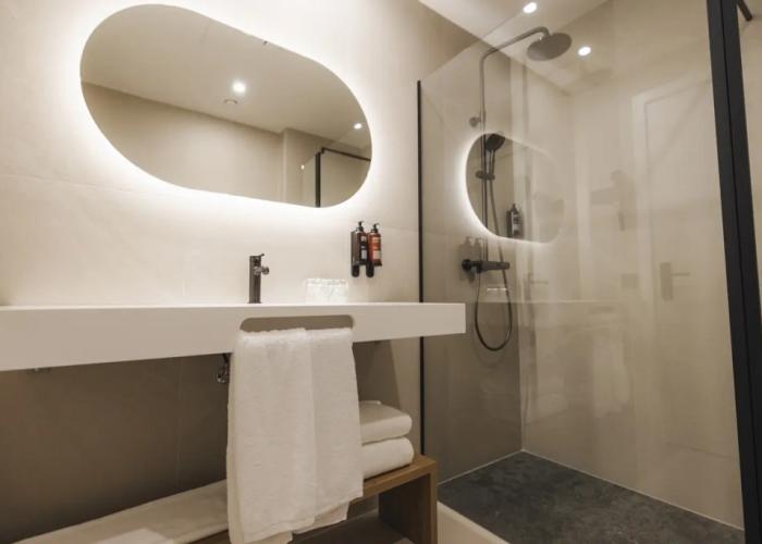 Hotel Mondragon