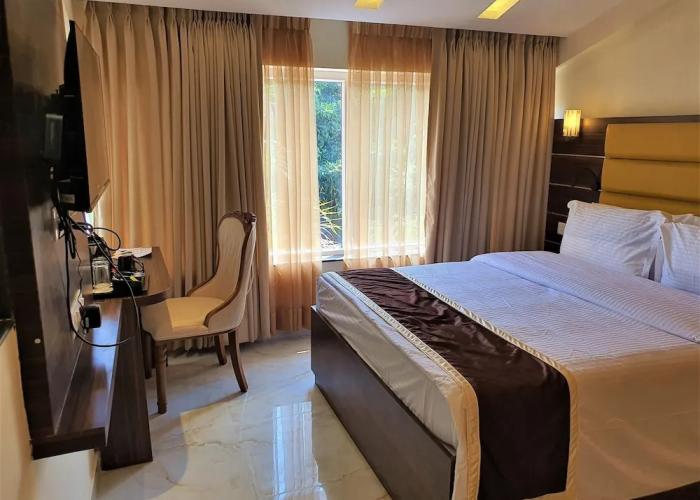 VITS Shanti Solitaire Arpora