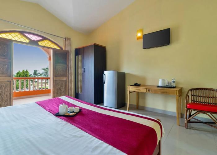 Larios Beach Holidays