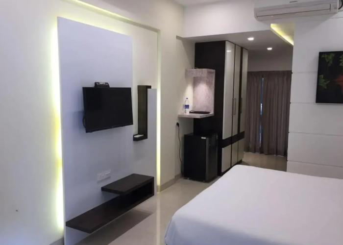 Rezo's Hotel