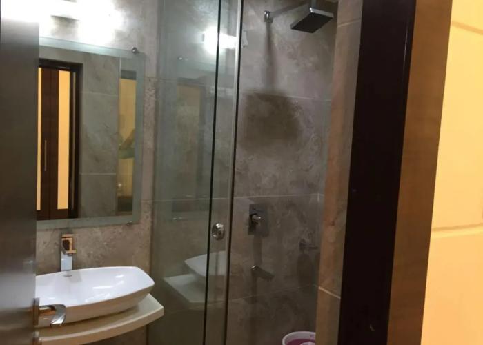 Rezo's Hotel
