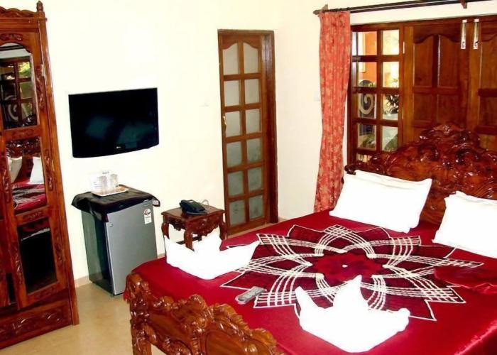 Mayflower Beach Resort