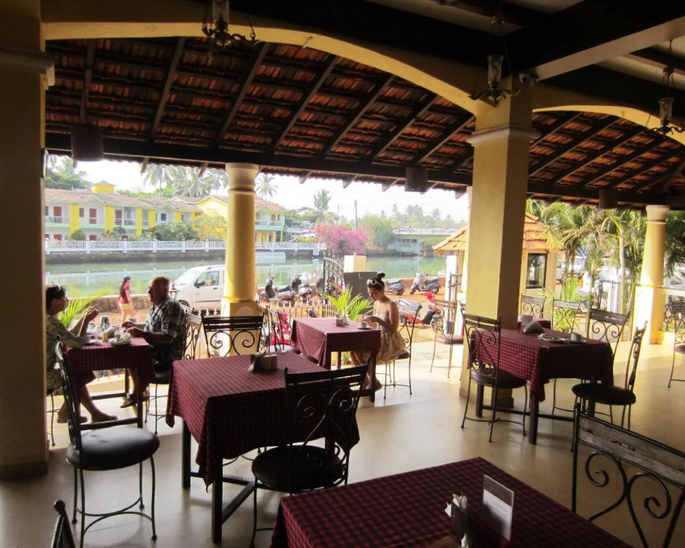 фото Riverside Regency Resort