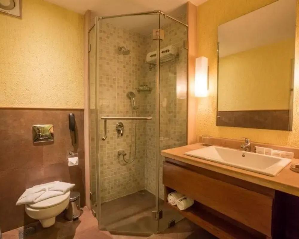 фото Deltin Suites