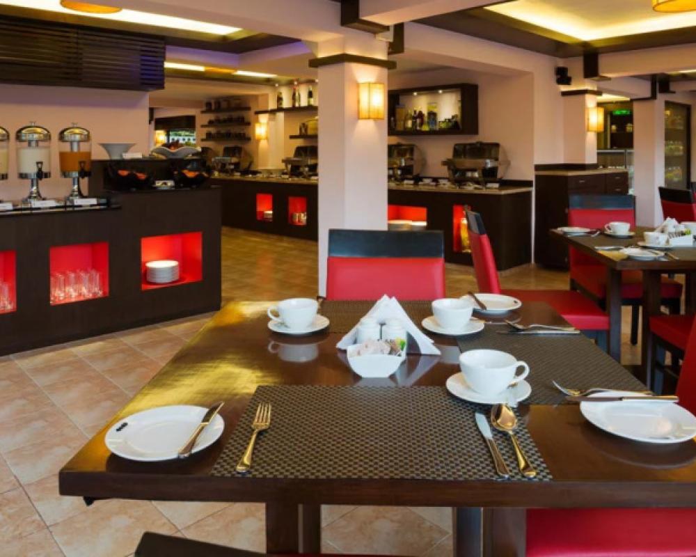 фото Deltin Suites