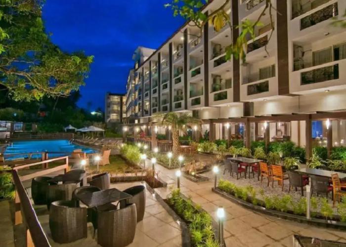 Nagoa Grande Hotel