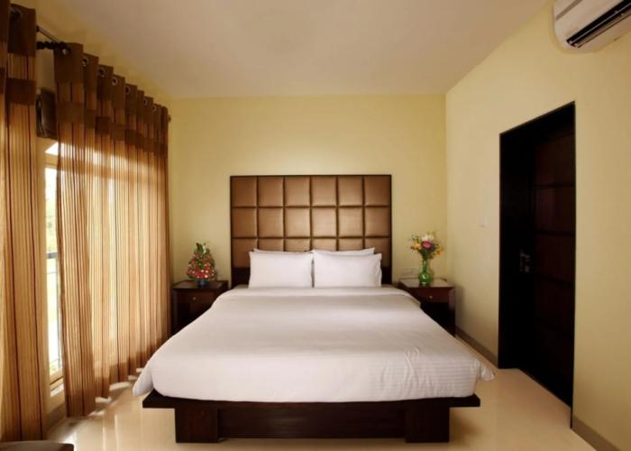 The Golden Suites & Spa