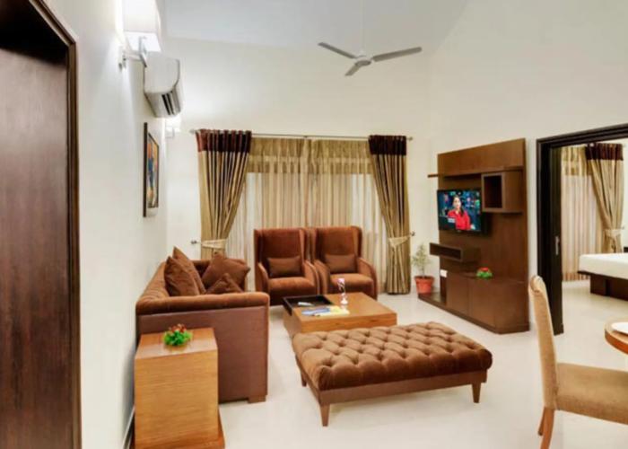 The Golden Suites & Spa