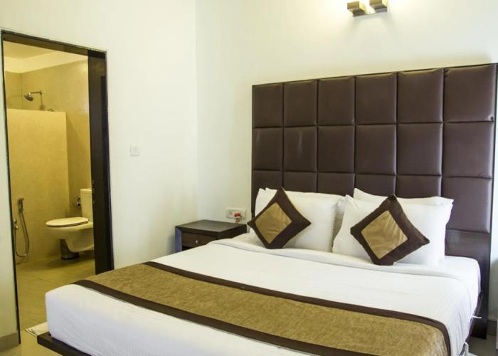 The Golden Suites & Spa