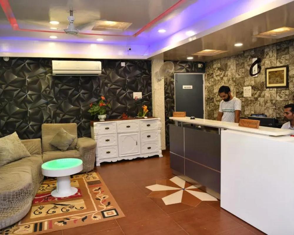 фото Hotel 69