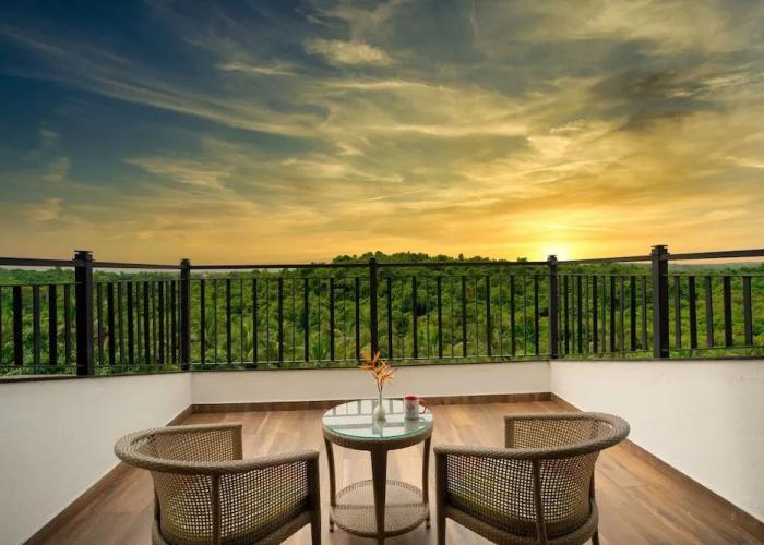 Amoravida By 7 Apple Resorts