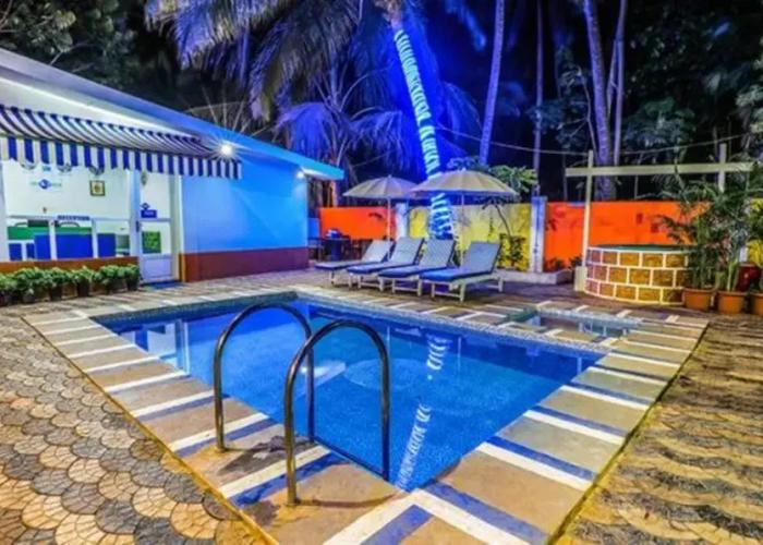 FabHotel K7 Trends With Pool, Baga Beach
