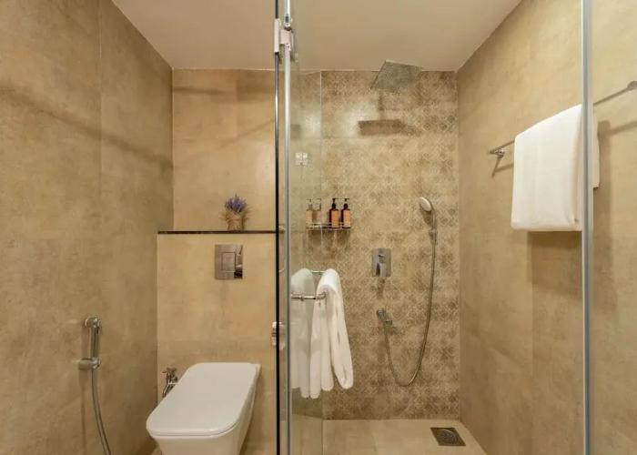 Irene Altezza by Hireavilla -2 3BR Apt With Pool