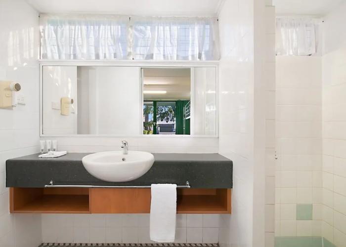 South Gladstone Motel