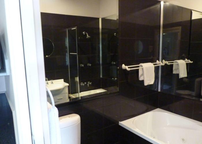 Caboolture Central Motor Inn, SureStay Collection by BW