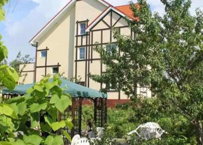 Golden Orchid Hotel
