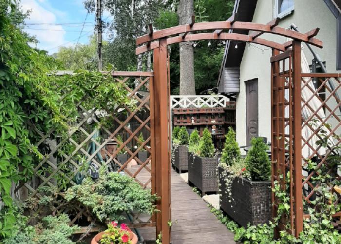 Listya Travyi Guest House