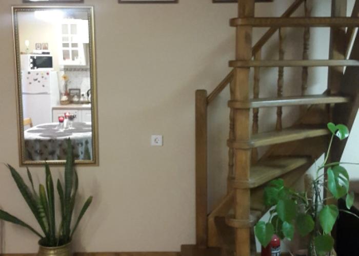 Listya Travyi Guest House