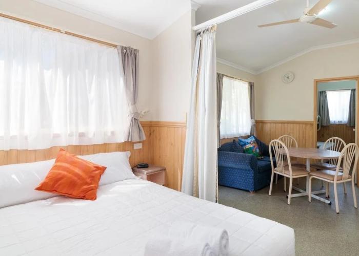 Jacaranda Holiday Park