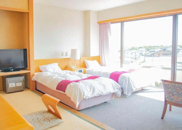 Isozaki Onsen Hotel New Hakuaki