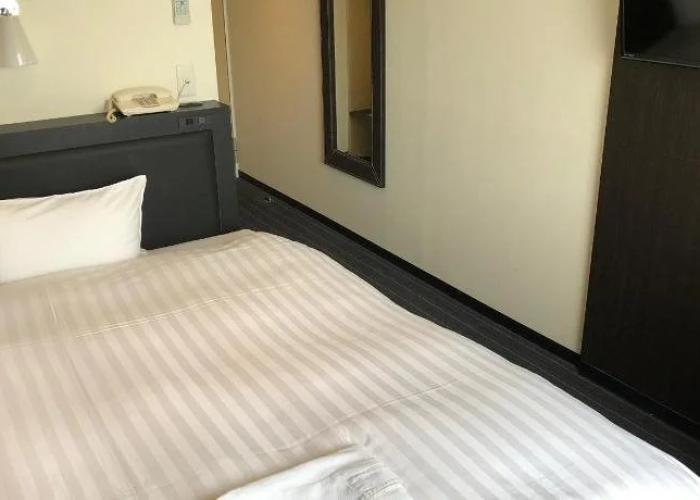 Hotel Crystal Plaza