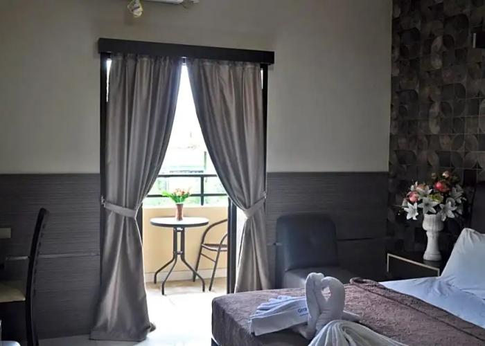 Grand Krakatau Serang