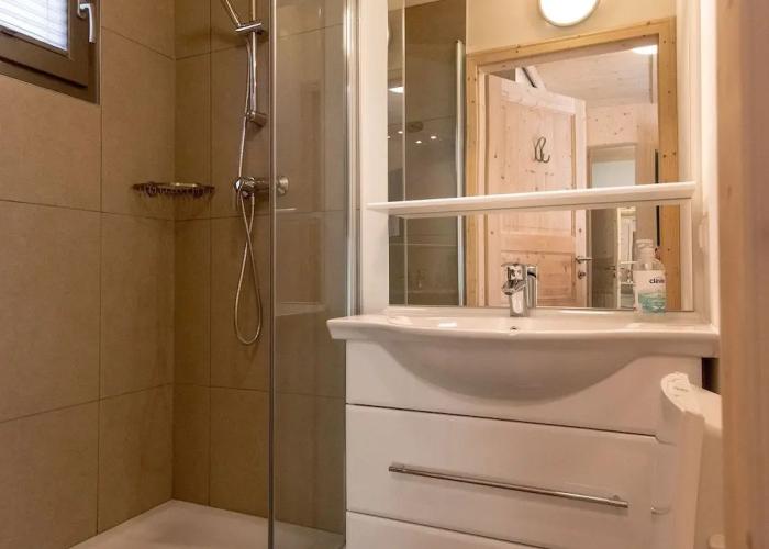 Luxurious Chalet in Murau with Outside Hot Tub