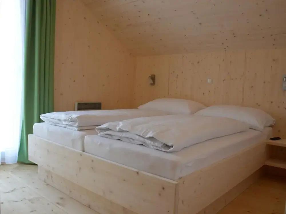 Attractive Chalet With Sauna