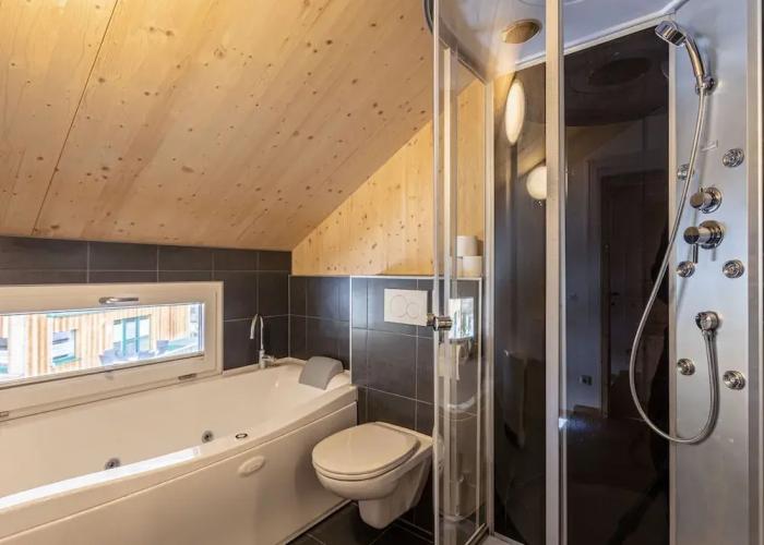 Cosy Chalet With Infrared Sauna