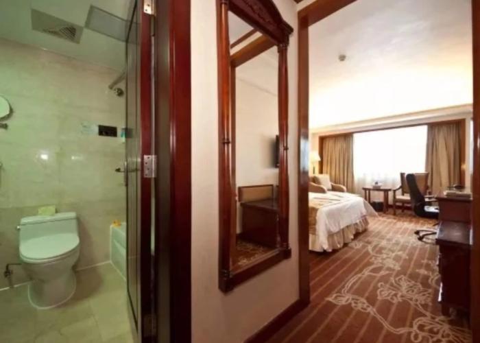 Fujian Sunshine Holiday Hotel