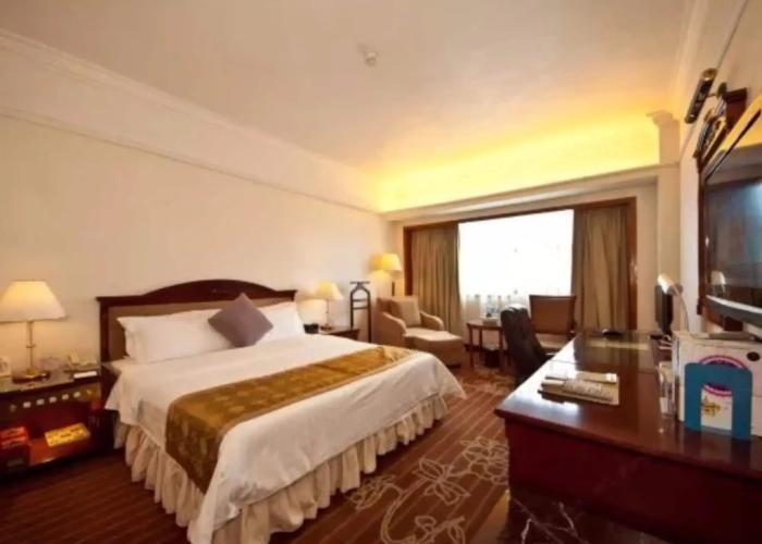 Fujian Sunshine Holiday Hotel