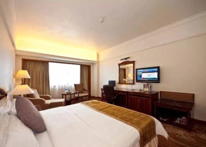 Fujian Sunshine Holiday Hotel