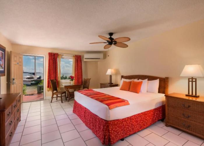 Bolongo Bay Beach Resort