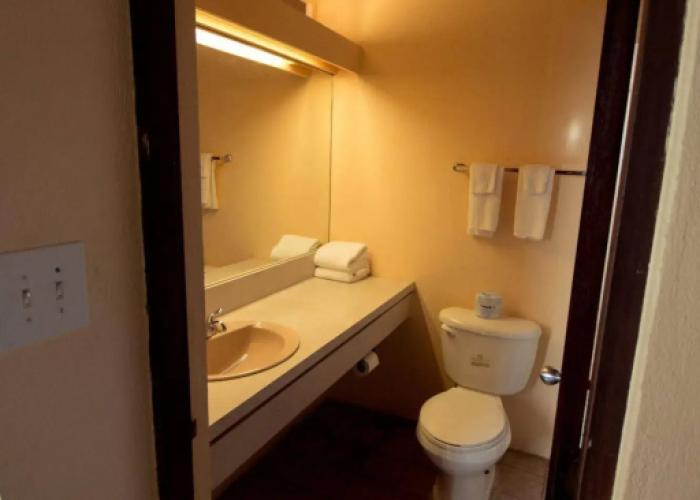 Galleon House Hotel
