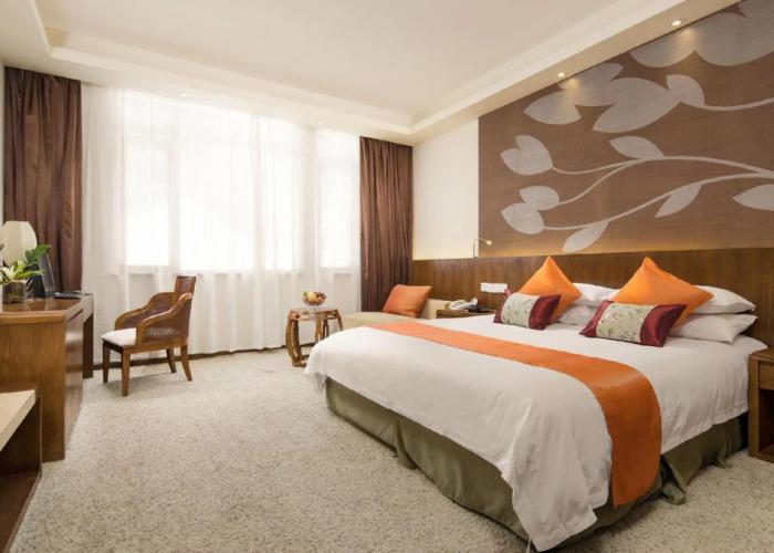 Julong Hotel