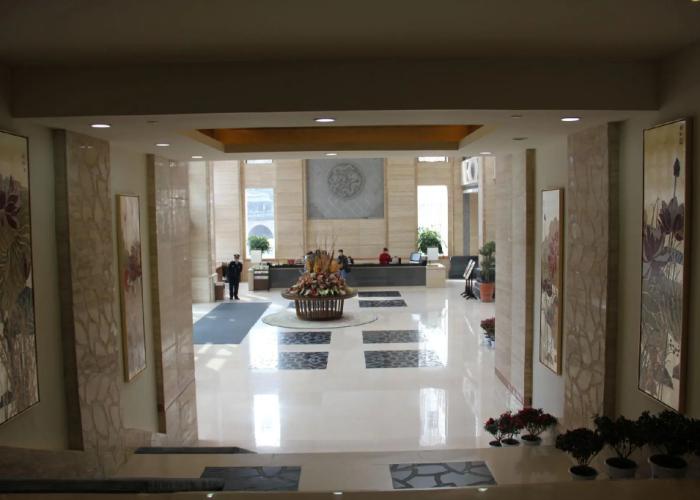 Julong Hotel