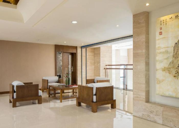 Julong Hotel