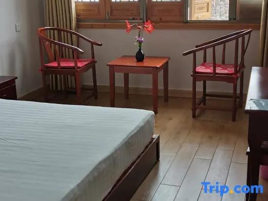 Yihong Hotel