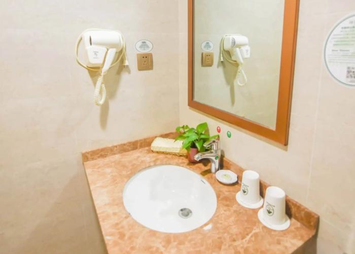 GreenTree Inn Ningguo Ningguo Avenue Chengxin Building Hotel