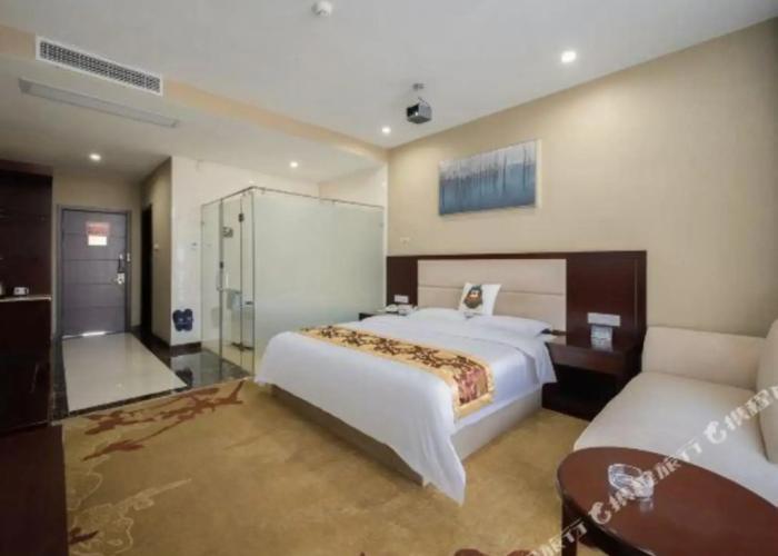 S.devons International Hotel