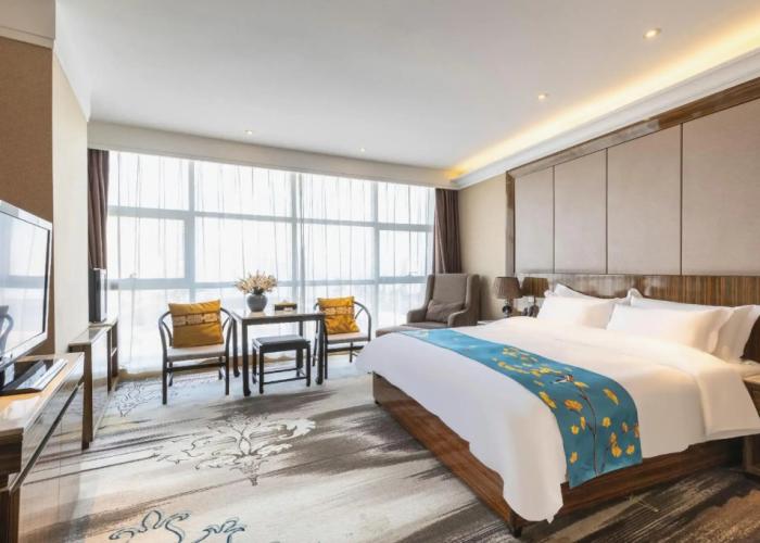 GreenTree Huainan Tianjiaan Square Guangchang road Hotel