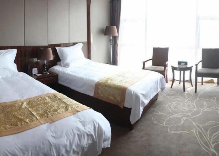 GreenTree Huainan Tianjiaan Square Guangchang road Hotel